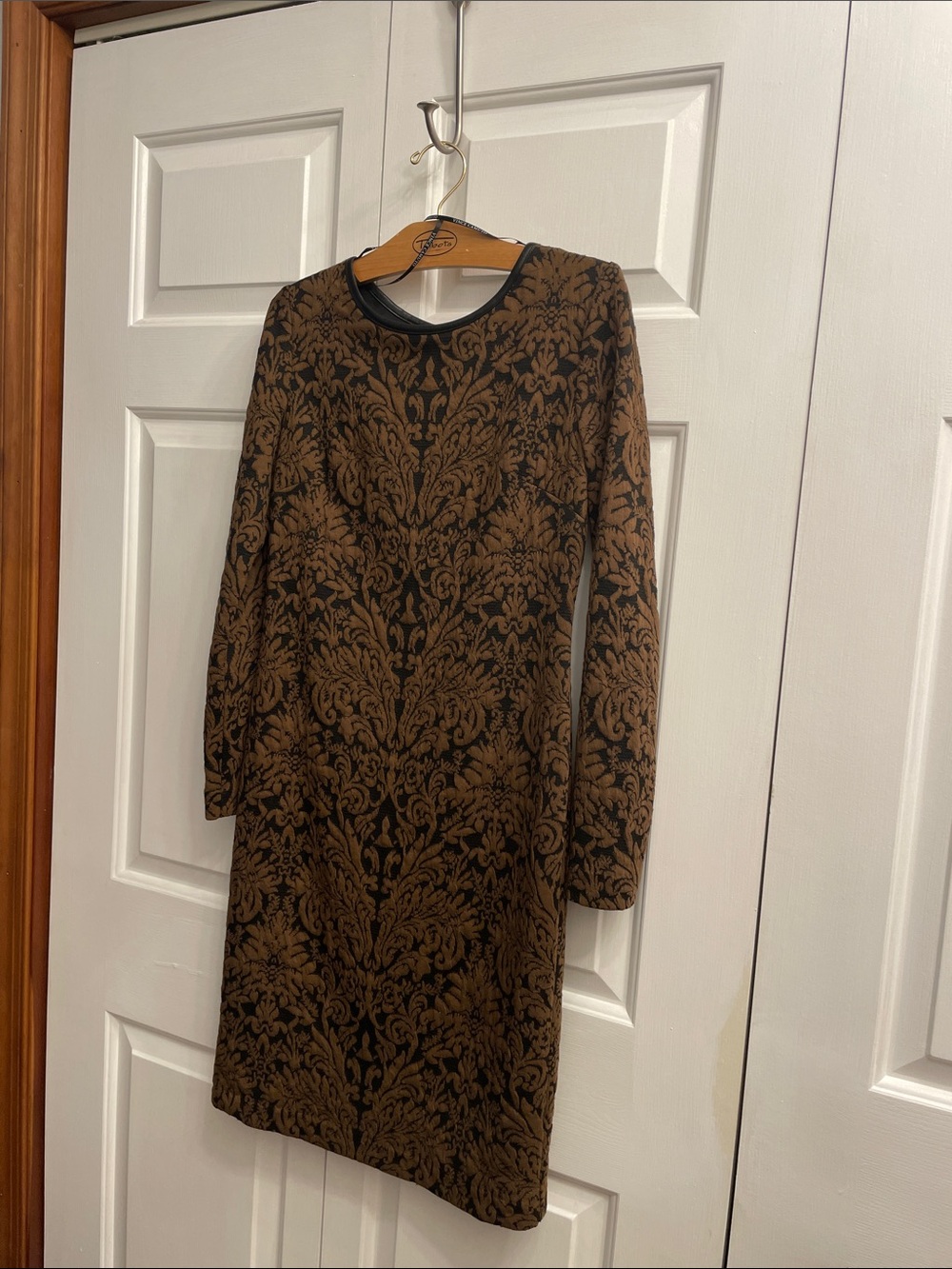 Size 6 black and brown long sleeve dress